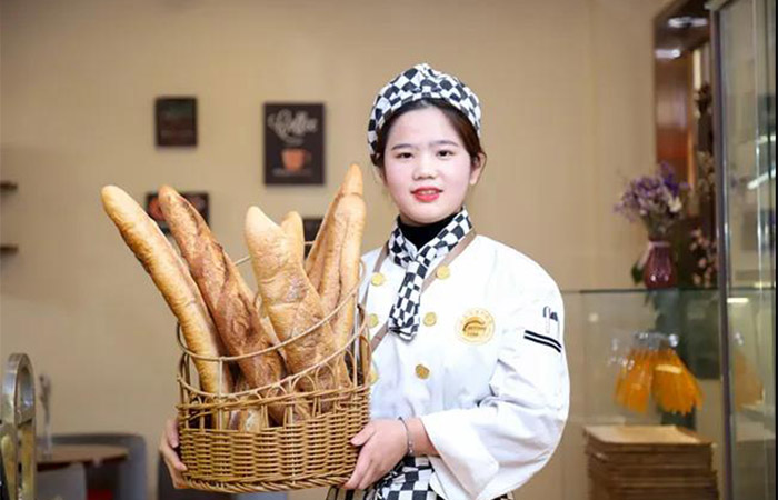 女生學(xué)西點(diǎn)就業(yè)前景怎么樣？選什么西點(diǎn)學(xué)校好